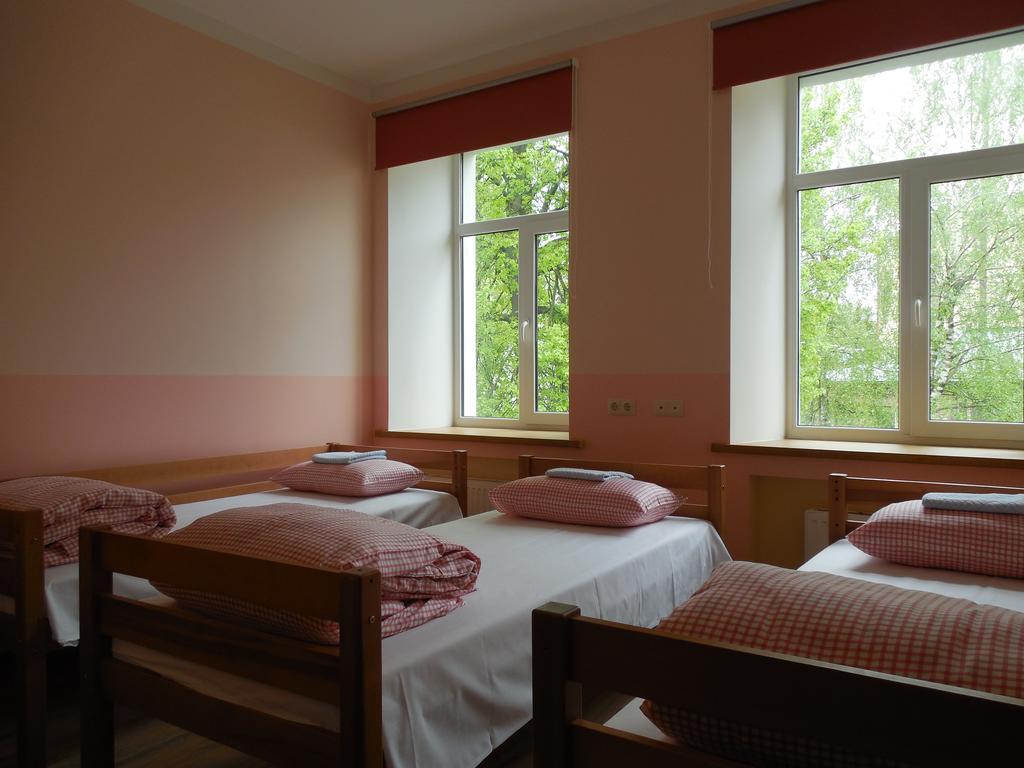 Gogol Park Hostel Рига Екстериор снимка