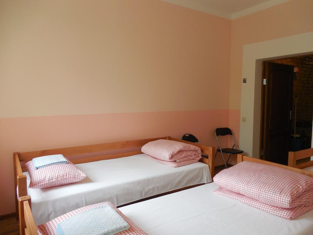 Gogol Park Hostel Рига Стая снимка