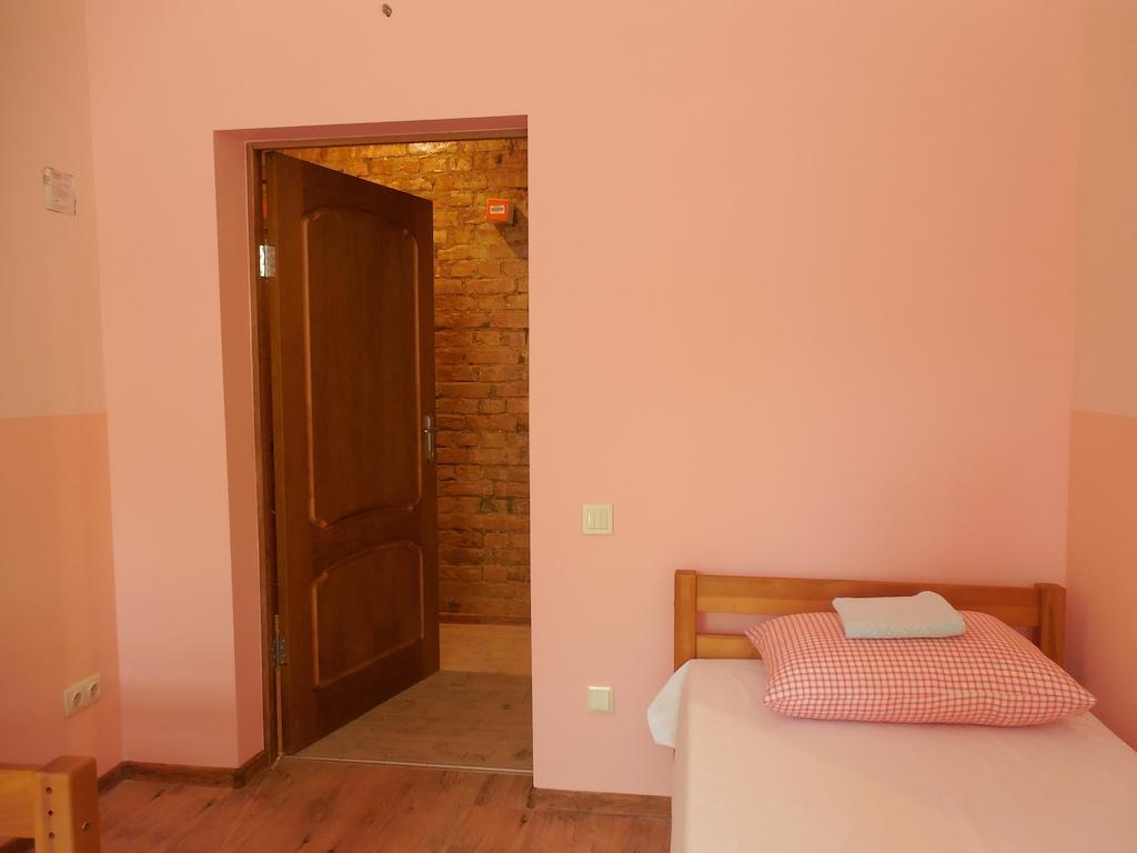 Gogol Park Hostel Рига Стая снимка