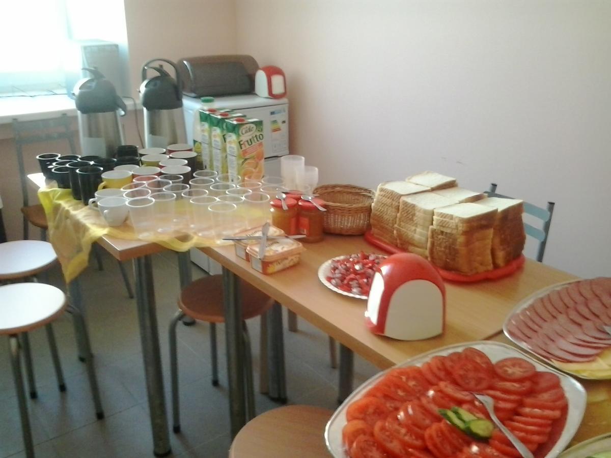 Gogol Park Hostel Рига Екстериор снимка