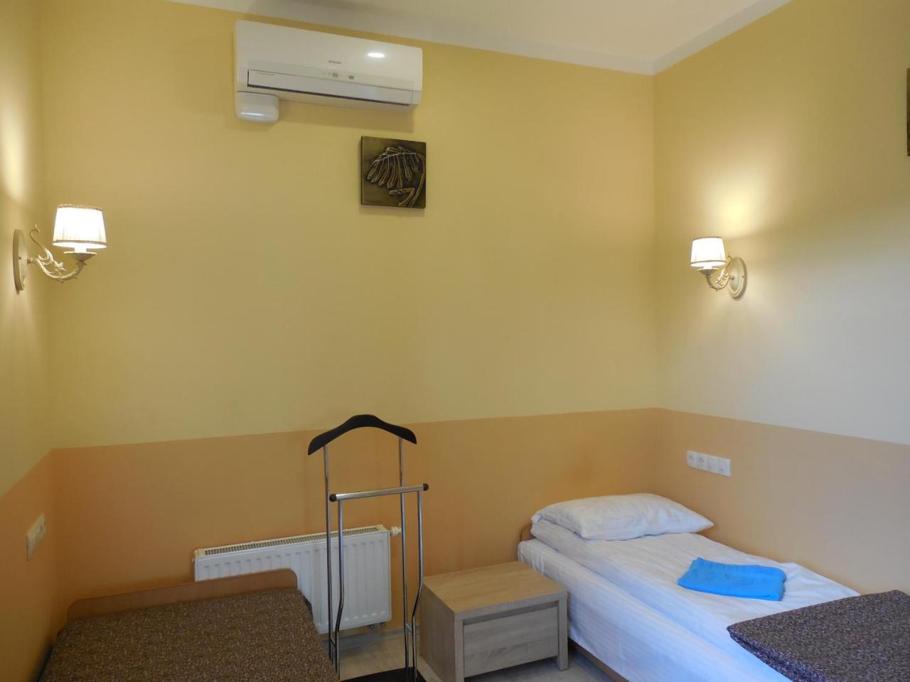 Gogol Park Hostel Рига Екстериор снимка