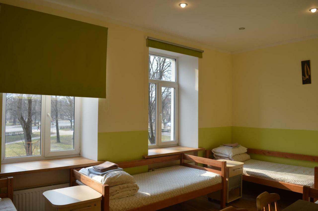 Gogol Park Hostel Рига Екстериор снимка