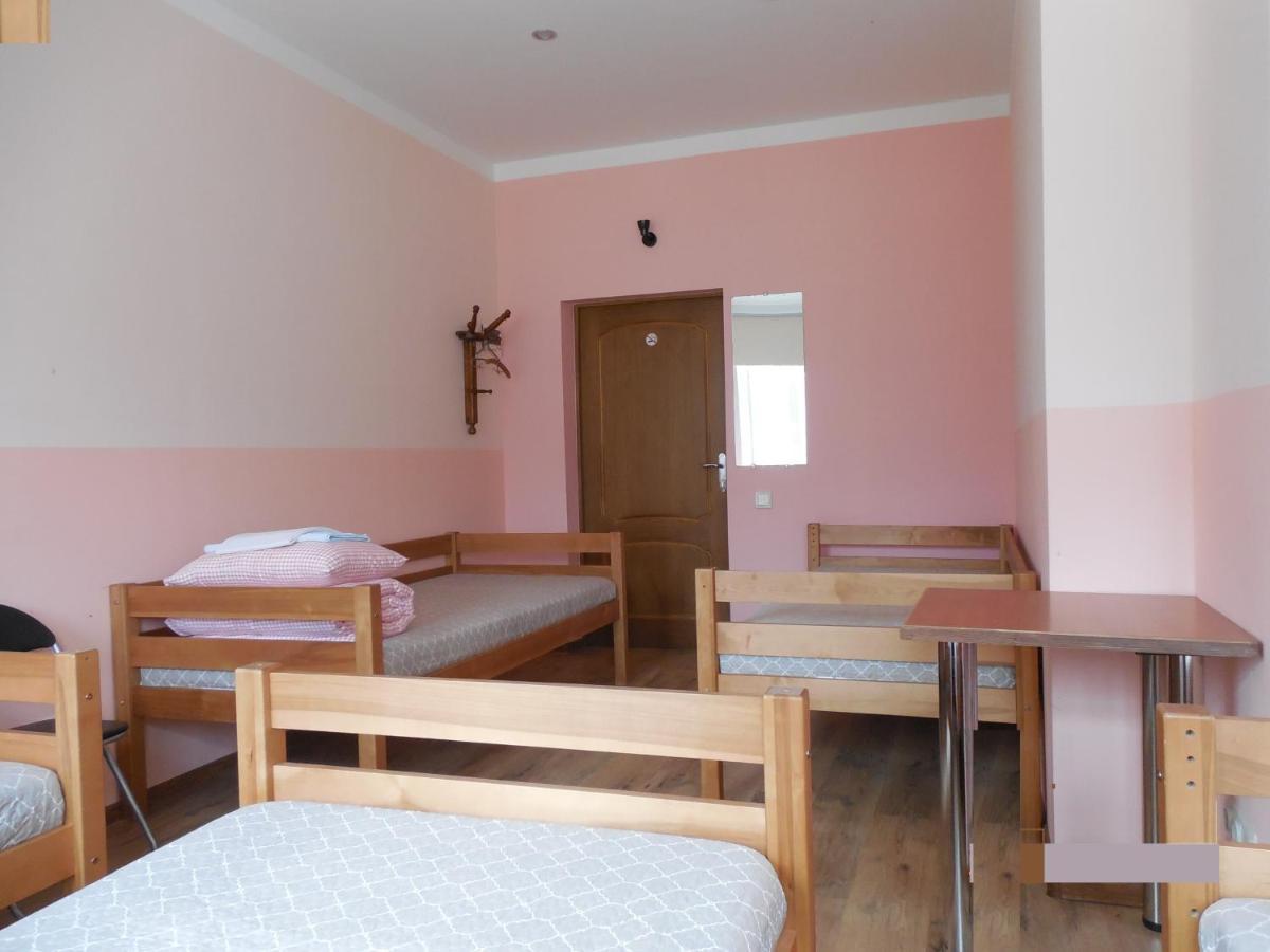 Gogol Park Hostel Рига Екстериор снимка